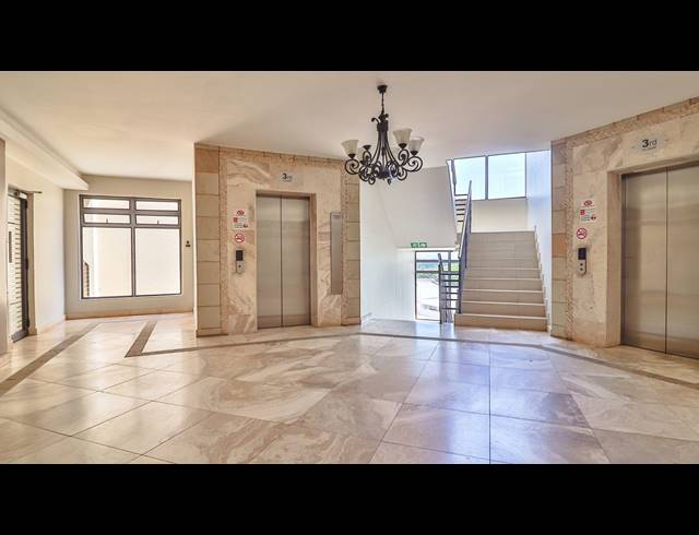 2 BEDROOM APARTMENT FOR SALE IN UMHLANGA RIDGE